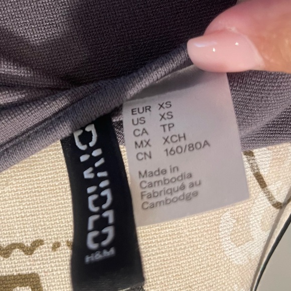 H&M Divided Gray Bodycon Mini Dress - Size XS - Picture 3 of 3